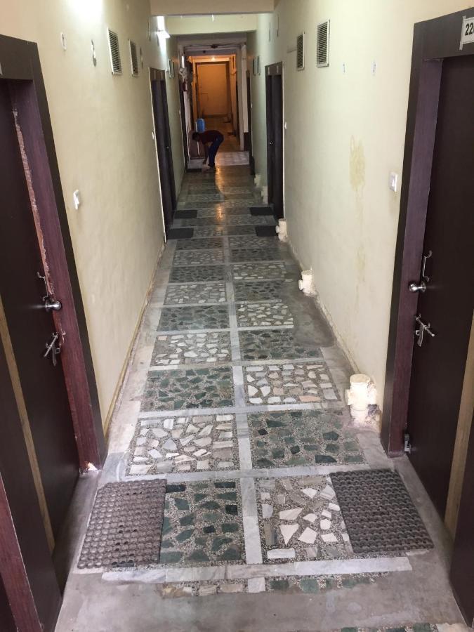 Hotel Lalit Palace Babina Eksteriør bilde